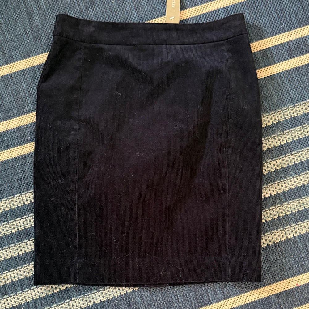 NWT Classic Navy Women's Pencil Skirt